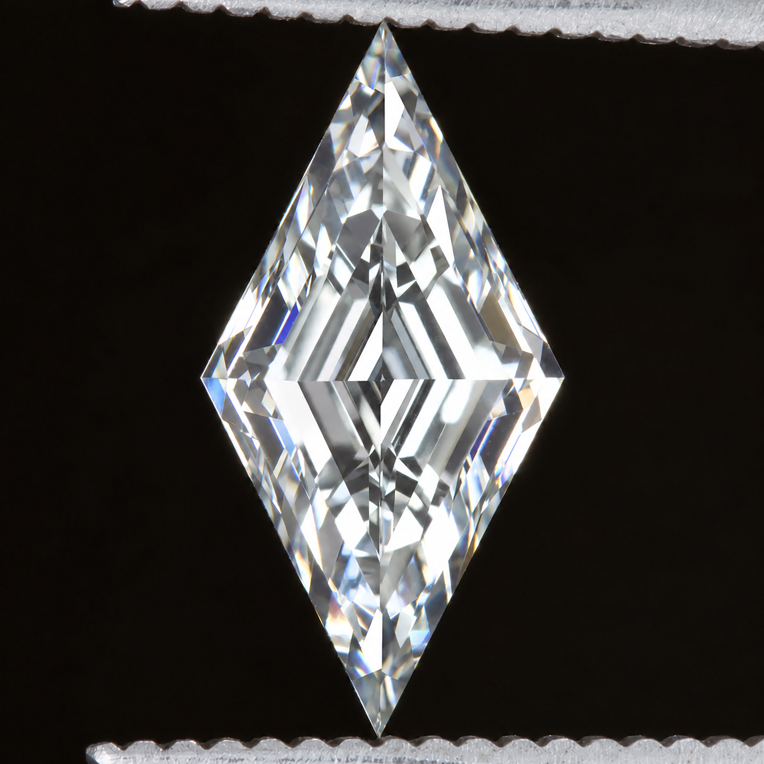 2.08ct F VVS2 LAB CREATED DIAMOND LOZENGE STEP CUT IGI CERTIFIED 2 CARAT LOOSE