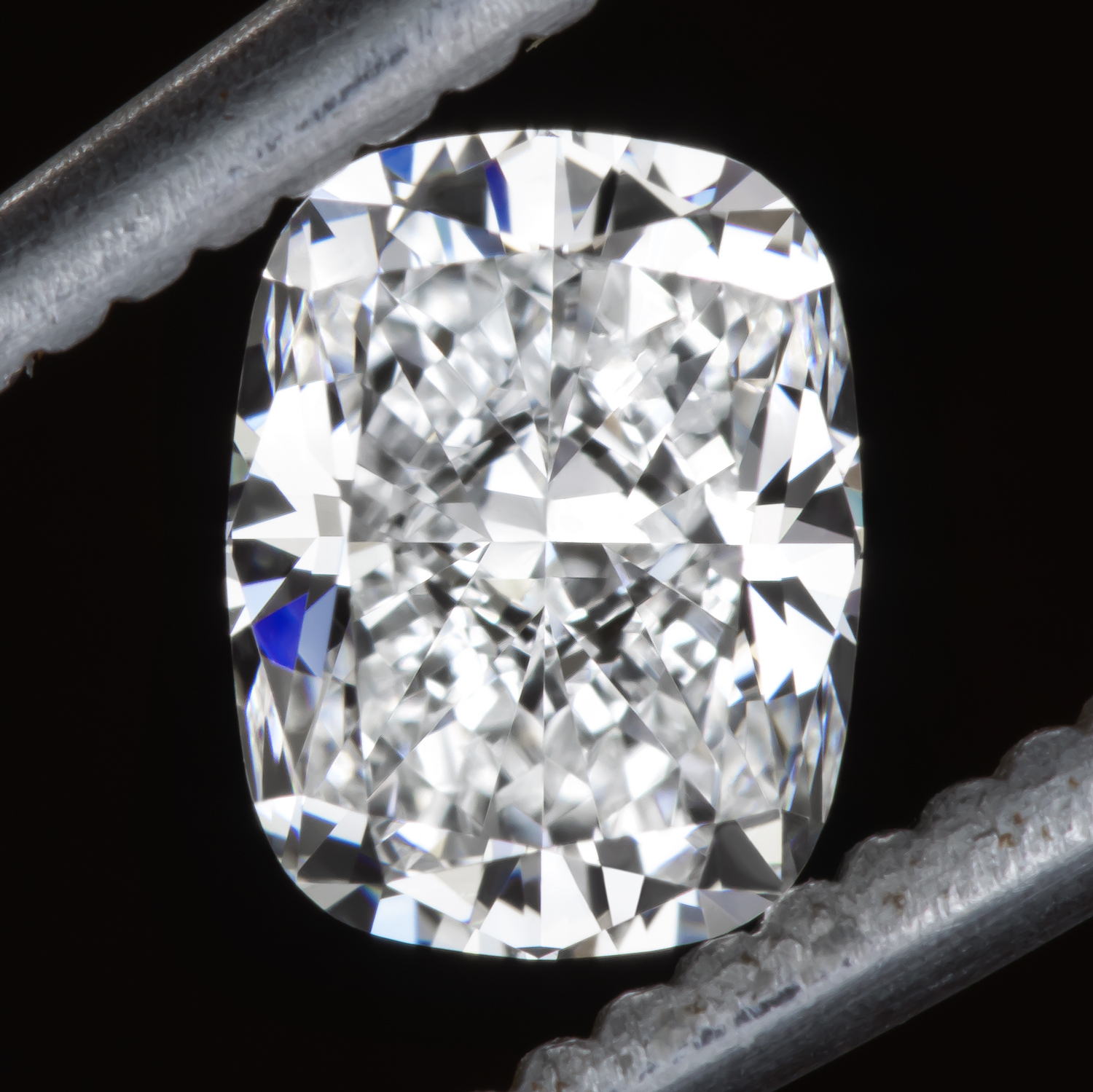 2ct LAB CREATED DIAMOND E VVS2 IGI CERTIFIED ELONGATED CUSHION SHAPE CUT LOOSE